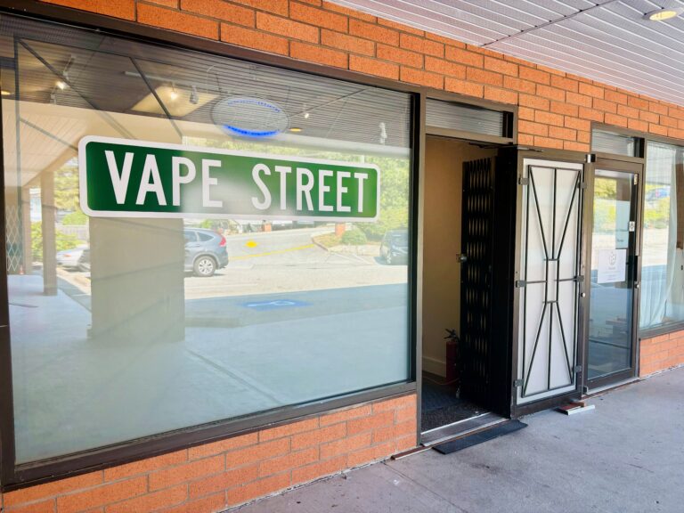 Exterior view of our vape shop in Gibsons, BC
